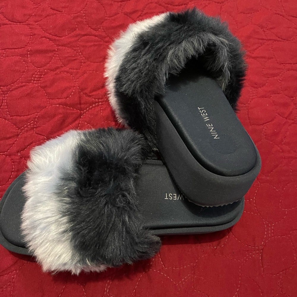 Slide sandals